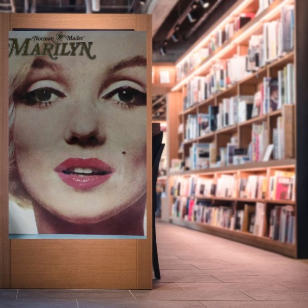 Könyvek Marilyn Monroe életéről